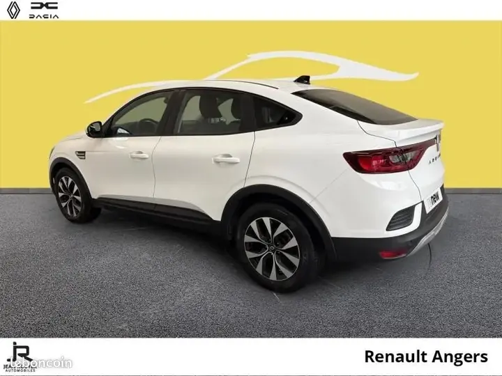 Renault Arkana 2023 photo 3