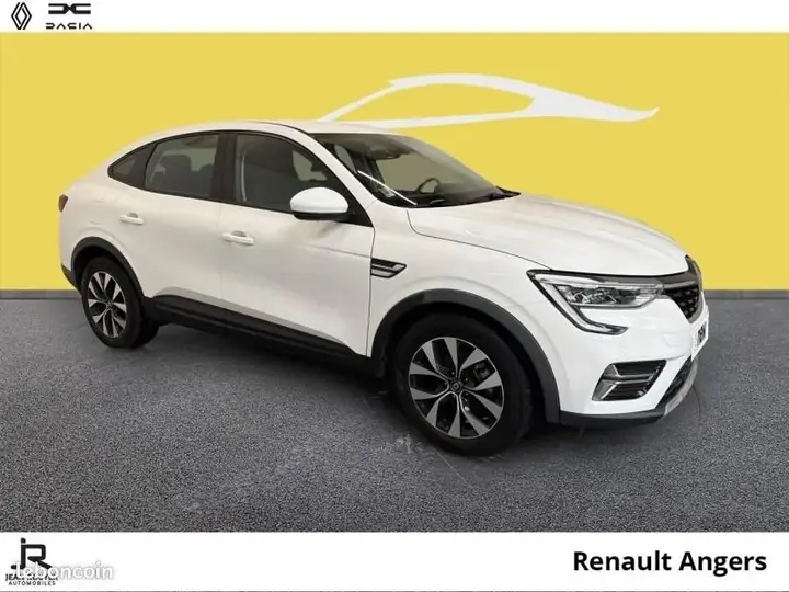 Renault Arkana 2023 photo 2
