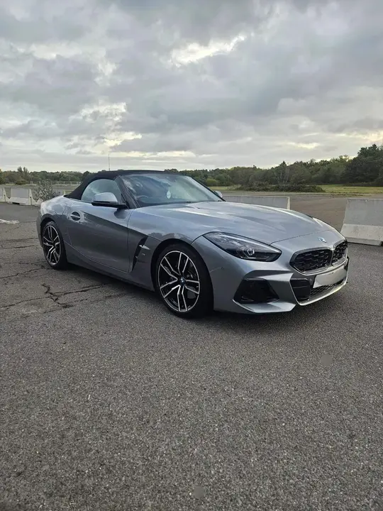 BMW Z4 2025 photo 2
