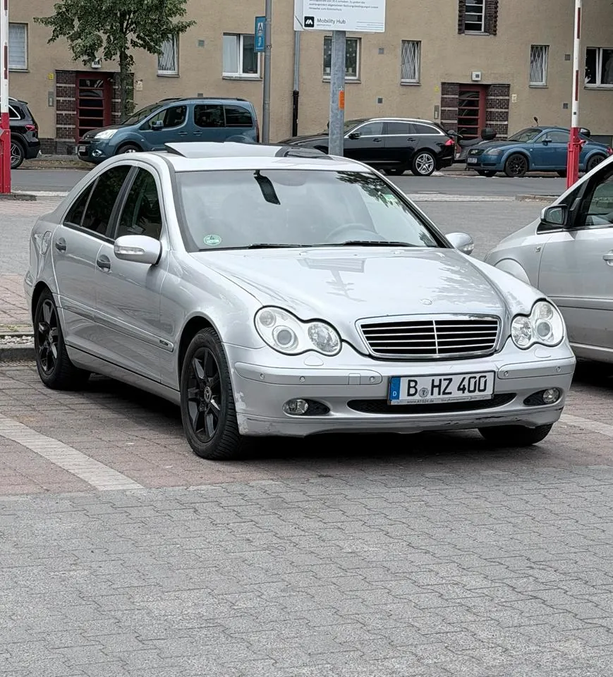 Mercedes-Benz C 180