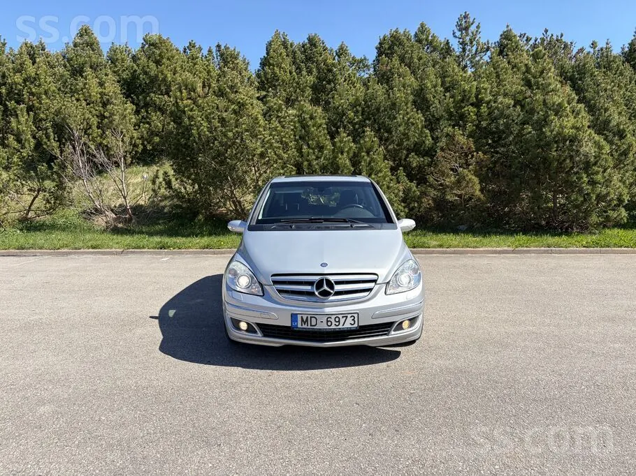Mercedes-Benz B200 2005 photo 2