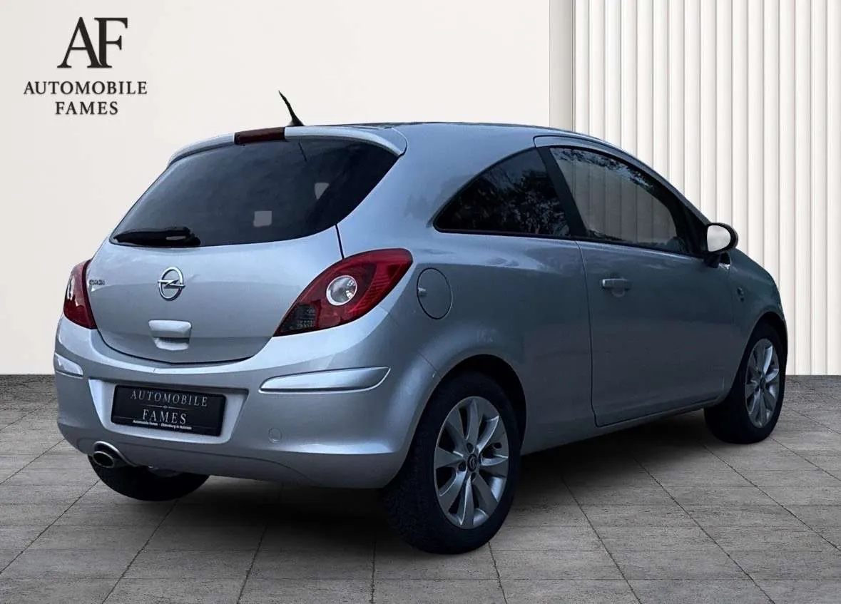 Opel Corsa 2012 photo 4