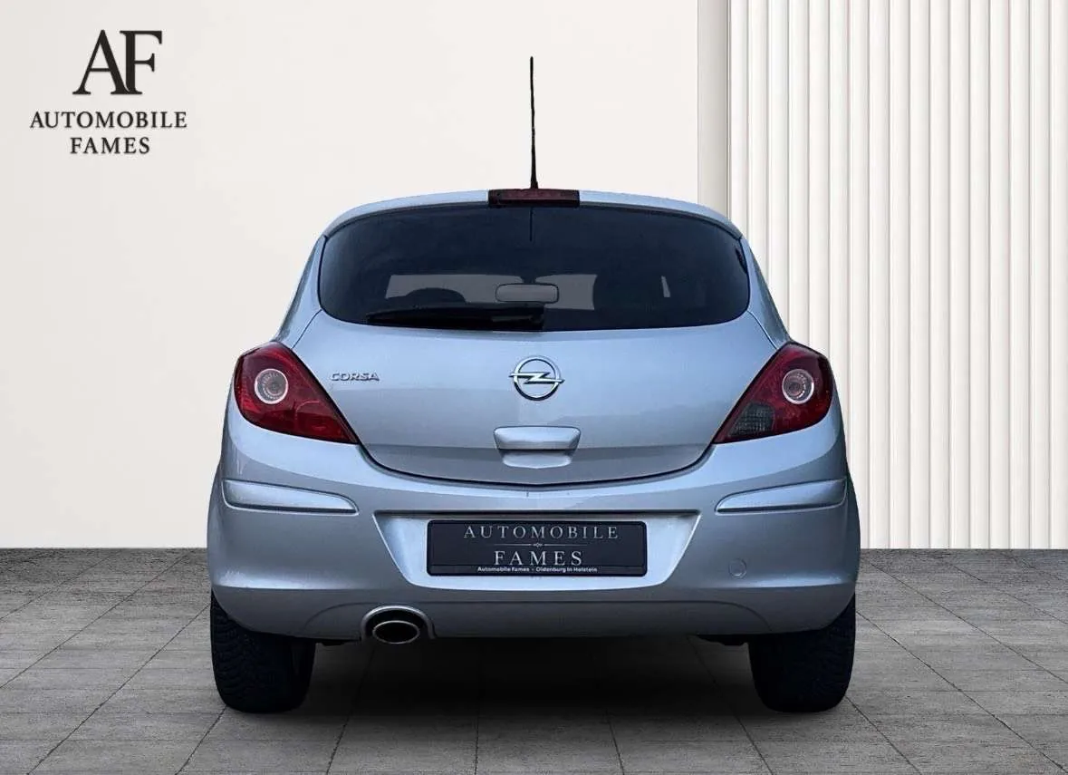 Opel Corsa 2012 photo 5