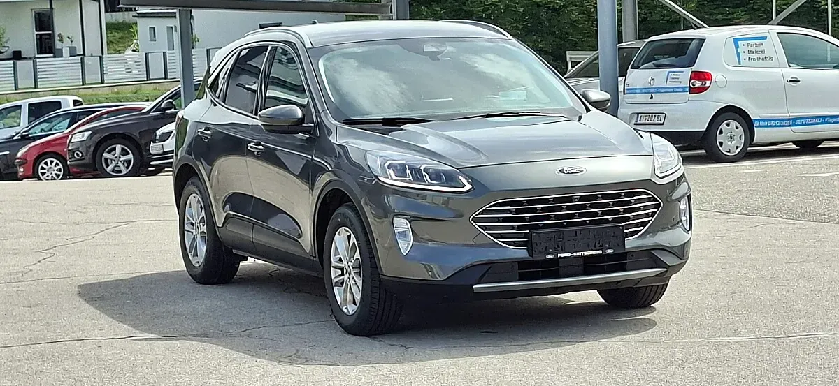 Ford Kuga 2023 photo 2