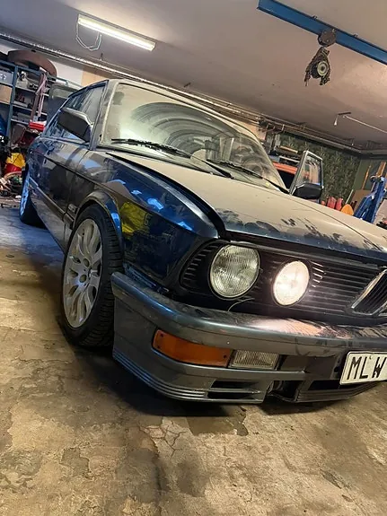 BMW 535I