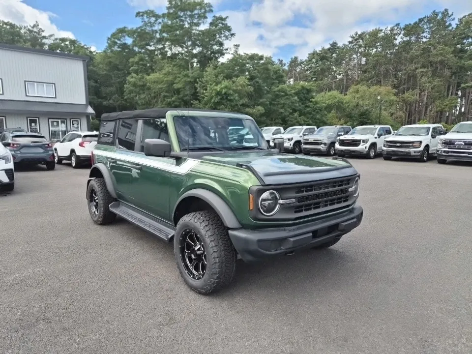 Ford Bronco 2022 photo 3
