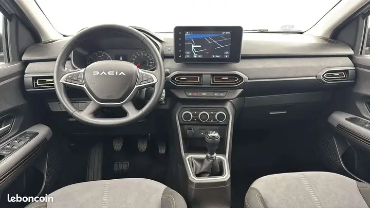 Dacia Sandero 2024 photo 3