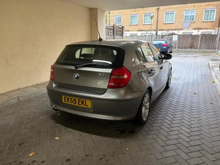BMW 1 Series 2009 photo 5