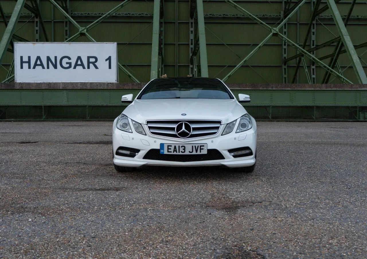Mercedes-Benz E-Class 2013 photo 5
