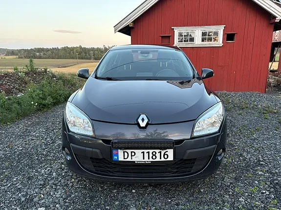Renault Megane 2012 photo 2