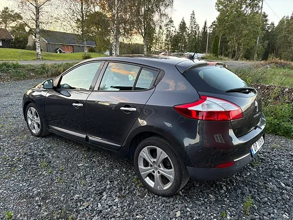 Renault Megane 2012 photo 5