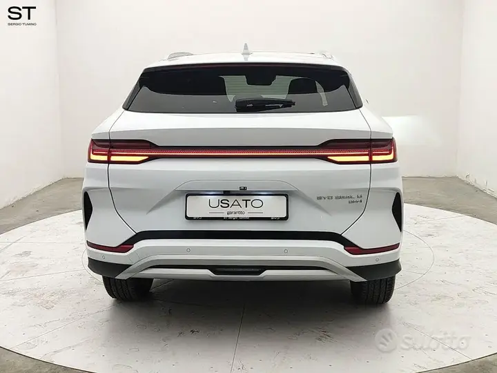 BYD Seal U 2025 photo 5