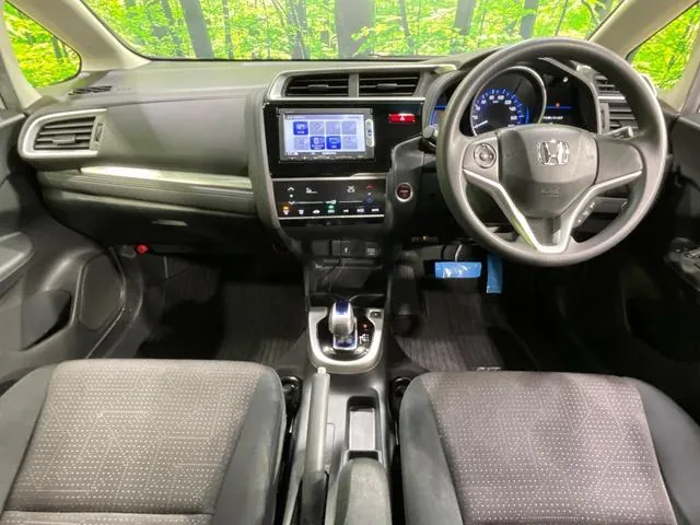 Honda Fit Hybrid 2013 photo 2