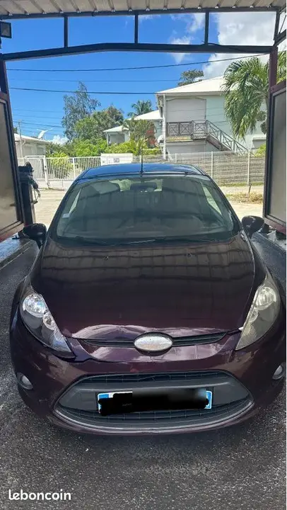 Ford Fiesta 2010 photo 3