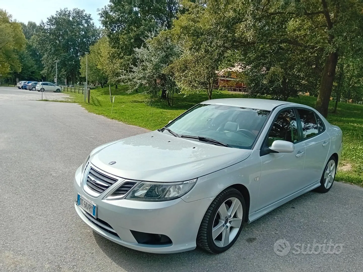 Saab 9-3 2009 photo 2