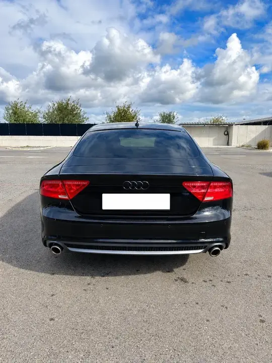 Audi A7 2012 photo 2