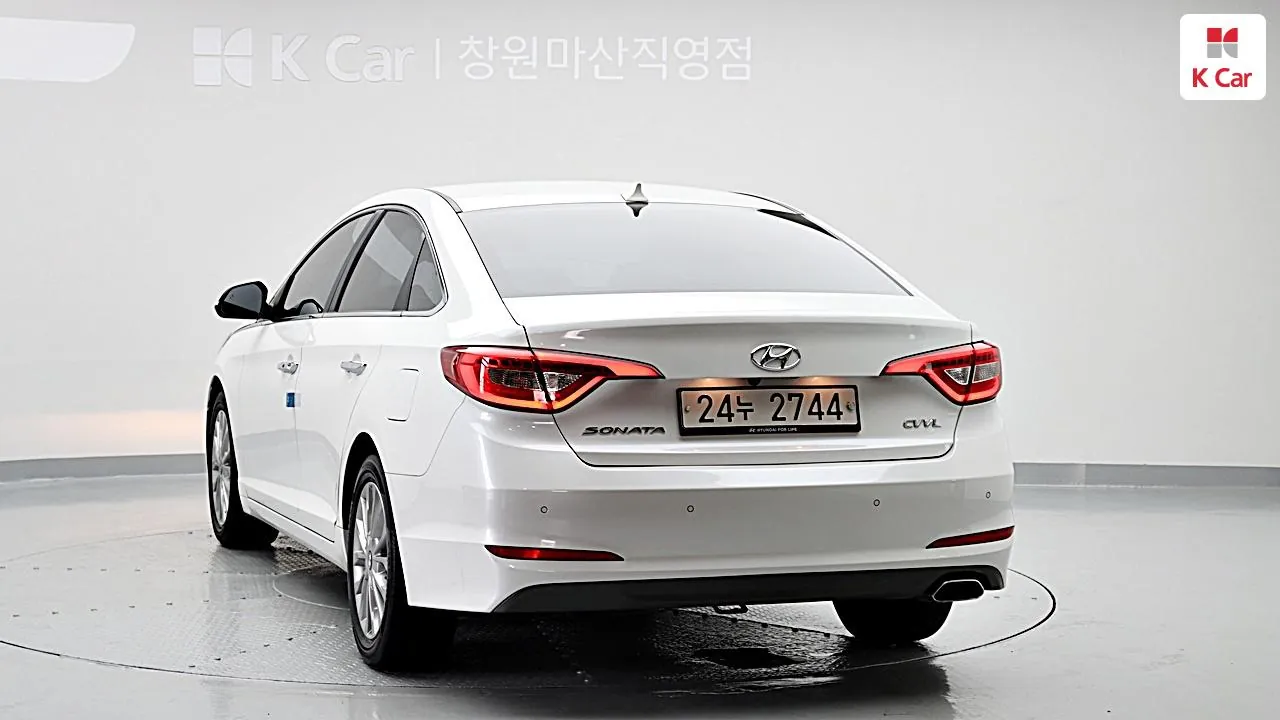 Hyundai Sonata 2016 photo 2