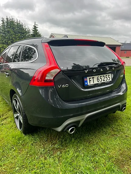 Volvo V60 2018 photo 3