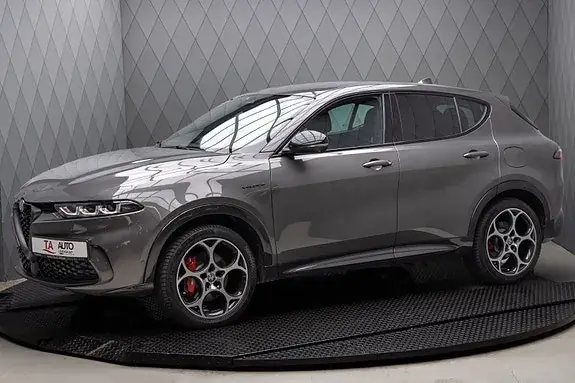 Alfa Romeo Tonale 2023 photo 2