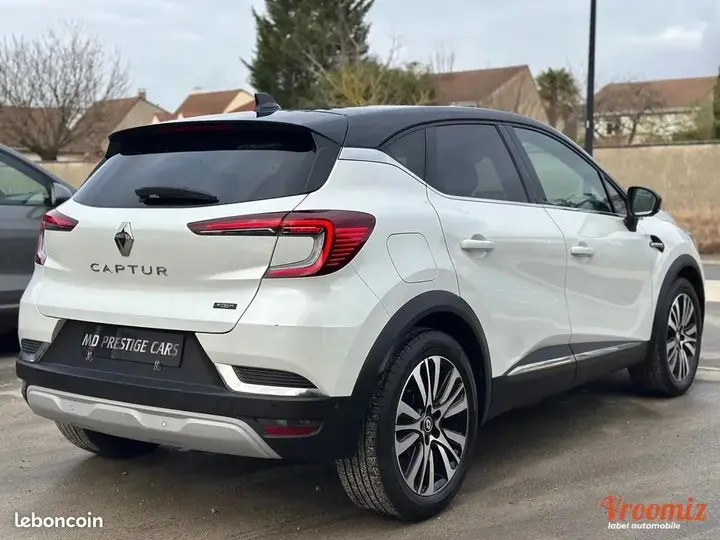 Renault Captur 2023 photo 4