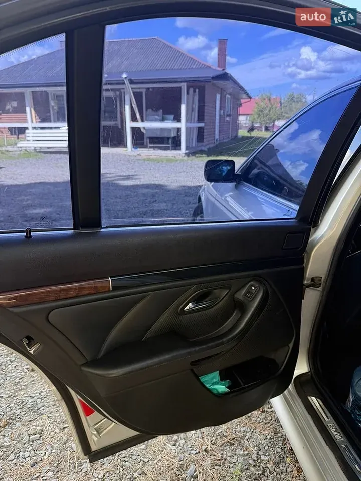 BMW 5 Series 2003 photo 5