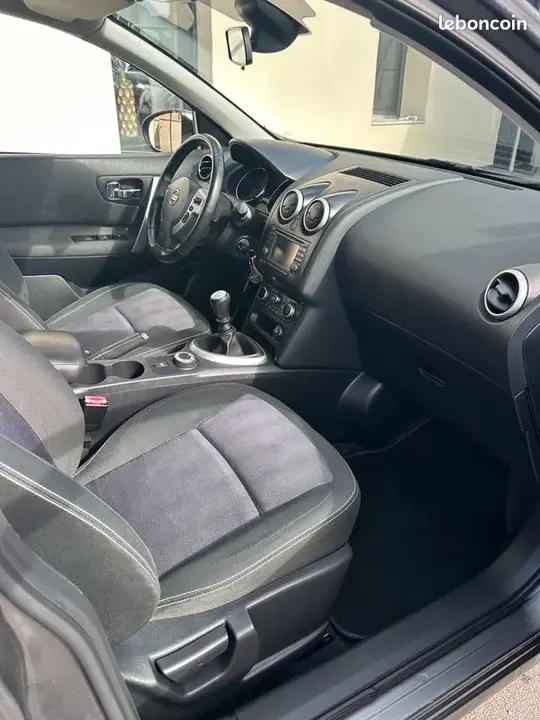 Nissan Qashqai 2012 photo 3