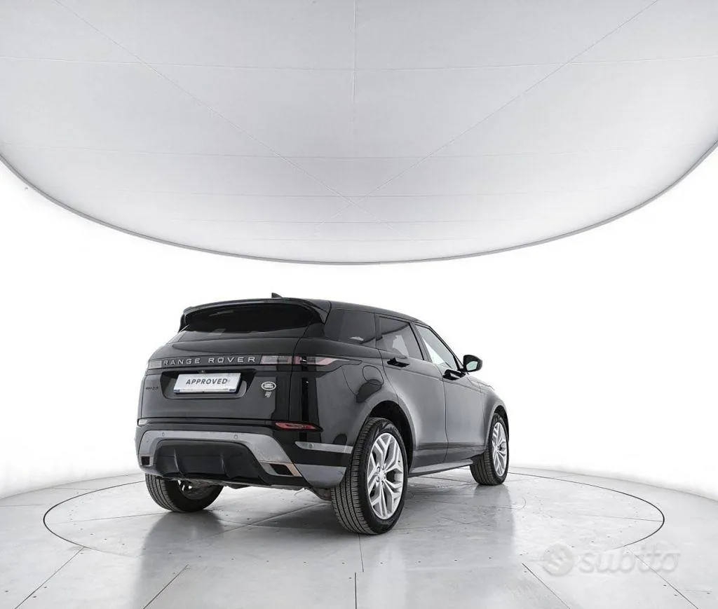 Land Rover Range Rover Evoque 2023 photo 2