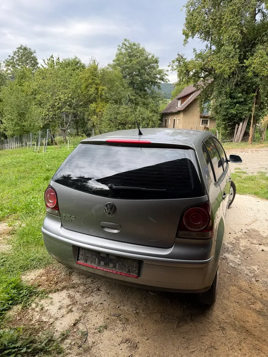 Volkswagen Polo 2008 photo 3