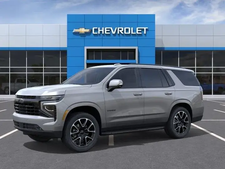 Chevrolet Tahoe 2026 photo 2