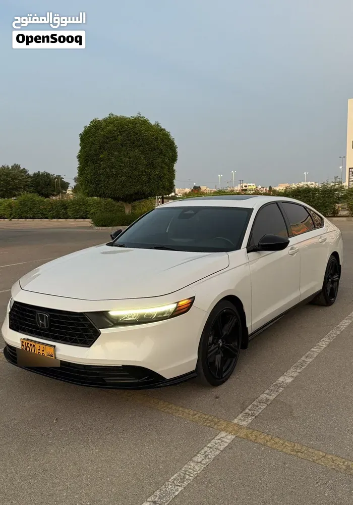 Honda Accord 2023 photo 2