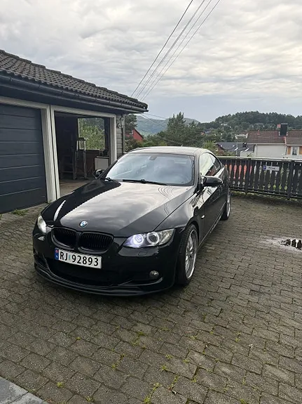 BMW 325I