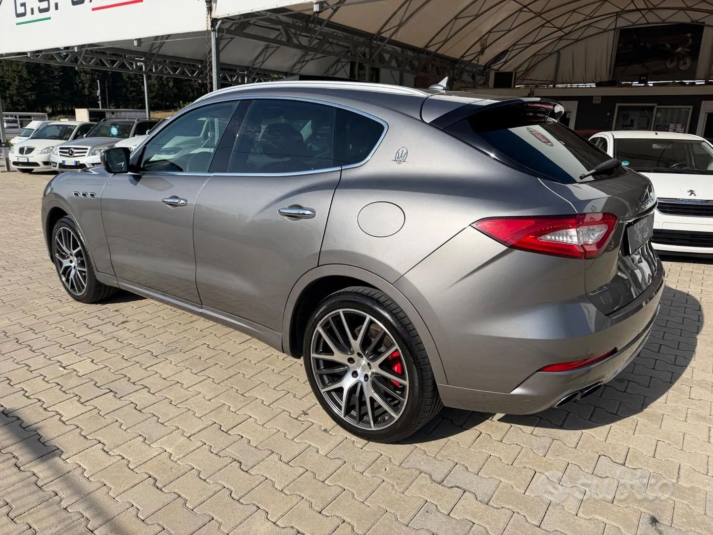Maserati Levante 2016 photo 2