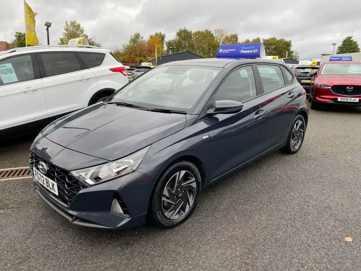 Hyundai I20 2022 photo 3