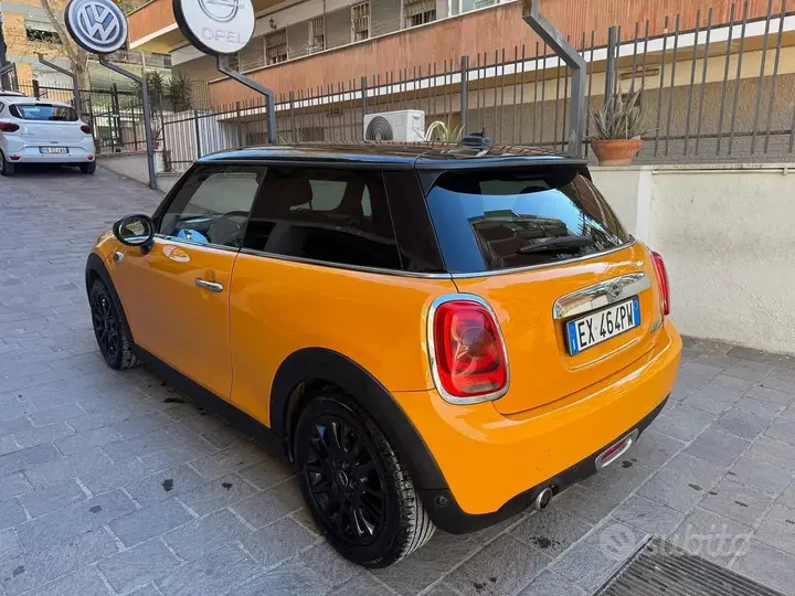 Mini Cooper D 2014 photo 4