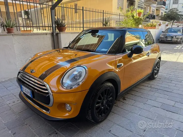 Mini Cooper D 2014 photo 3