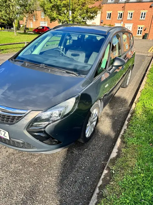 Vauxhall Zafira 2015 photo 4