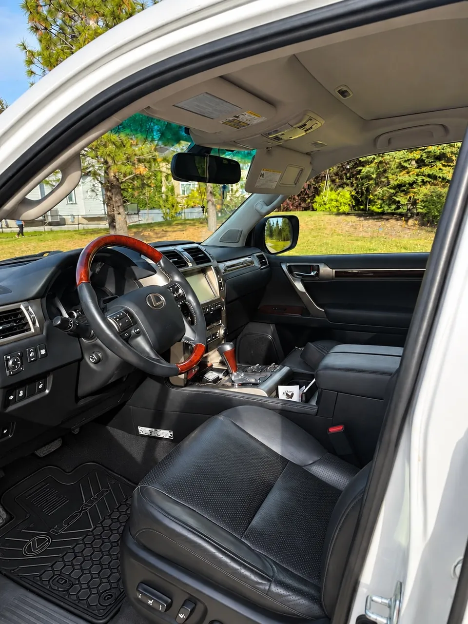Lexus Gx 460 2015 photo 3