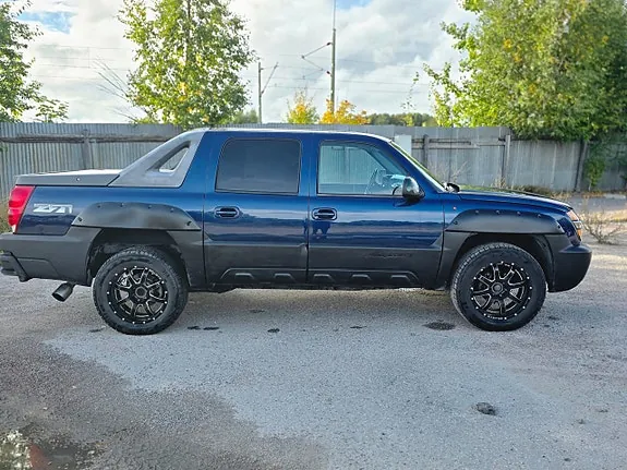Chevrolet Avalanche 2002 photo 5