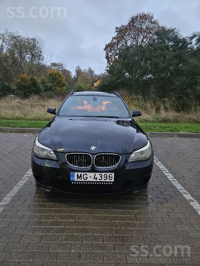 BMW 530
