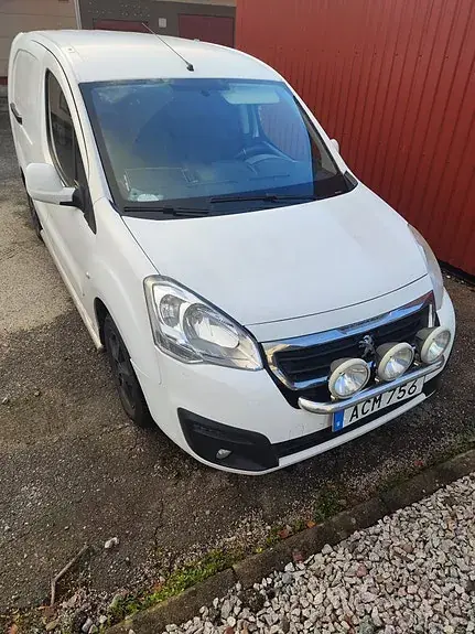 Peugeot Partner 2016 photo 2