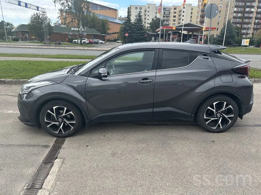 Toyota C-Hr 2021 photo 4