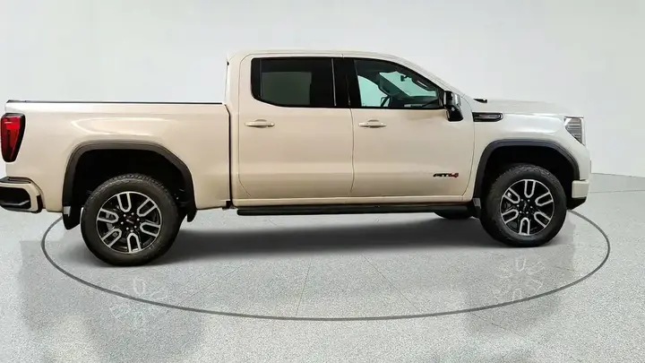 GMC Sierra 1500 2026 photo 2