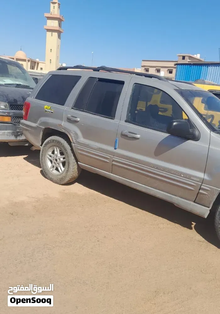 Jeep Grand Cherokee 2004 photo 2