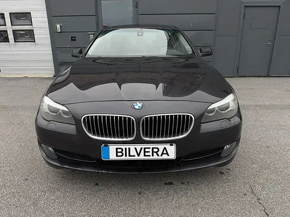 BMW 520D 2011 photo 2