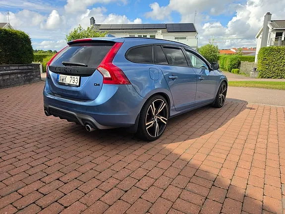 Volvo V60 2014 photo 4