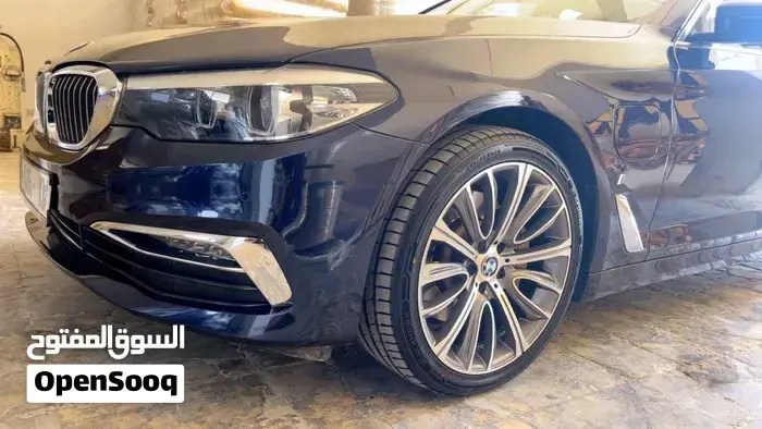 BMW 5 Series 2019 photo 2