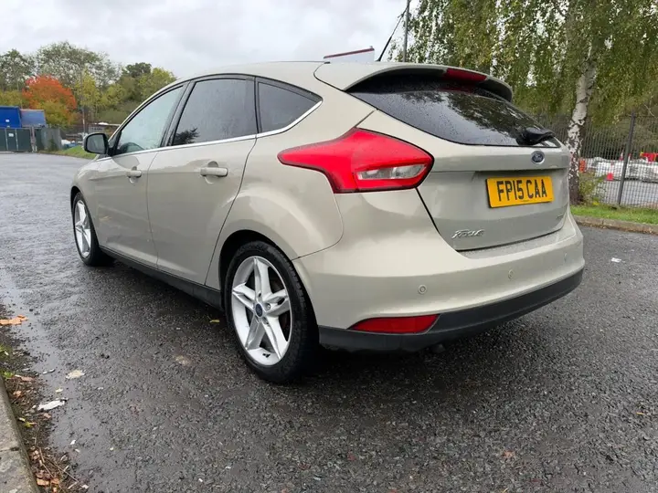 Ford Focus 2015 photo 5