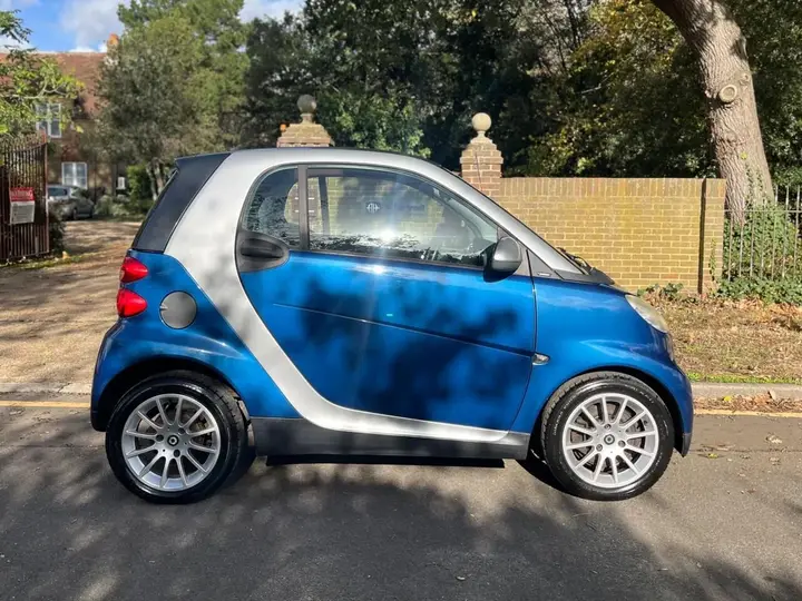 Smart Fortwo 2010 photo 5