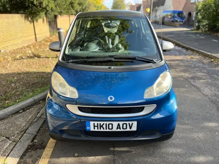 Smart Fortwo 2010 photo 2