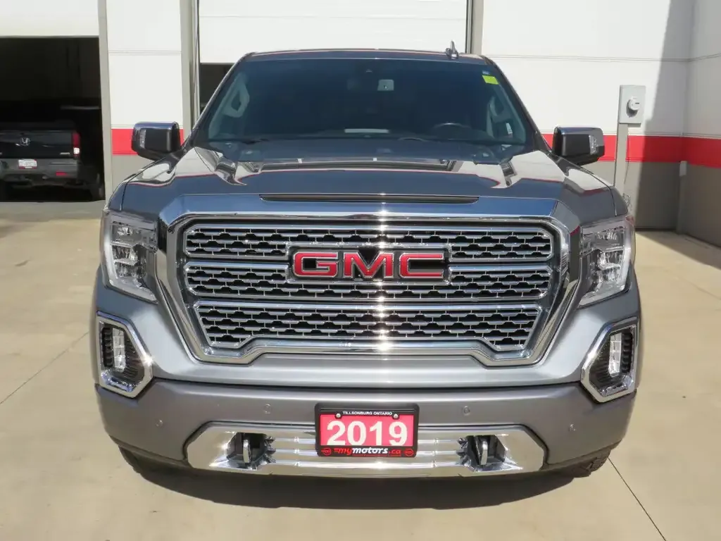GMC Sierra 1500 2019 photo 2